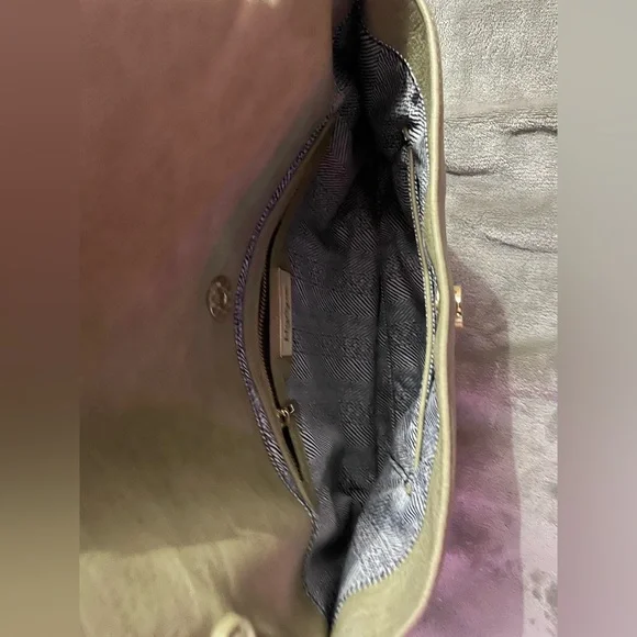 Green handbag - Picture 2 of 4